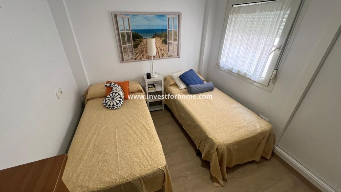 Sale - Apartment - Torrevieja - Torrelamata - La Mata