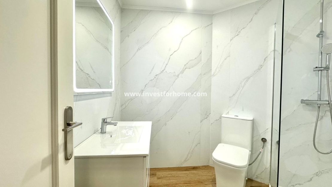 Sale - Apartment - Torrevieja - Torrelamata - La Mata