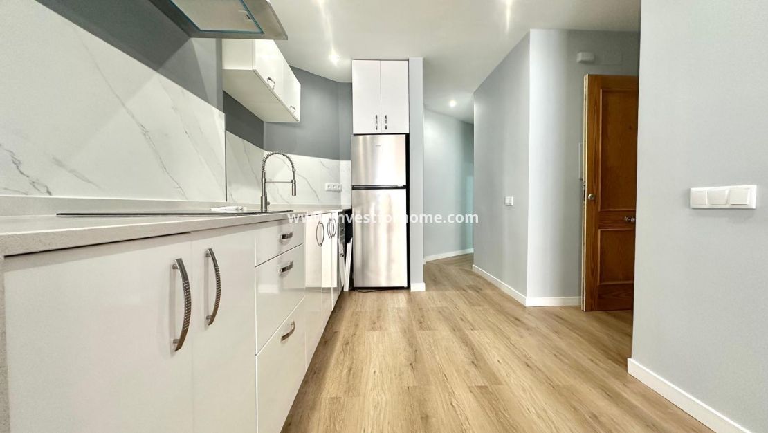 Sale - Apartment - Torrevieja - Torrelamata - La Mata