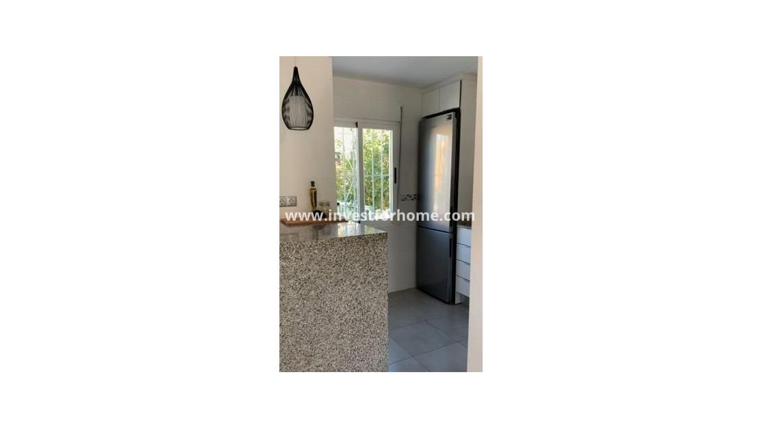 Sale - Apartment - Torrevieja - Torrelamata - La Mata