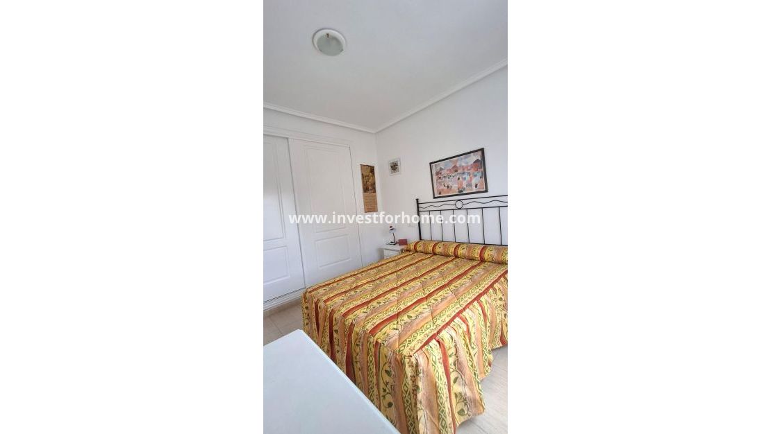 Sale - Apartment - Torrevieja - Torrelamata - La Mata