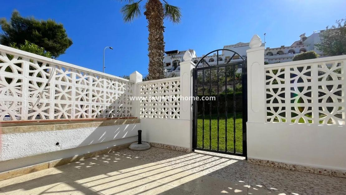 Sale - Apartment - Torrevieja - Torrelamata - La Mata