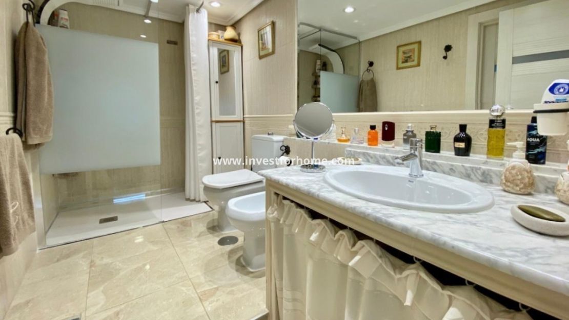 Sale - Apartment - Torrevieja - Torrelamata - La Mata