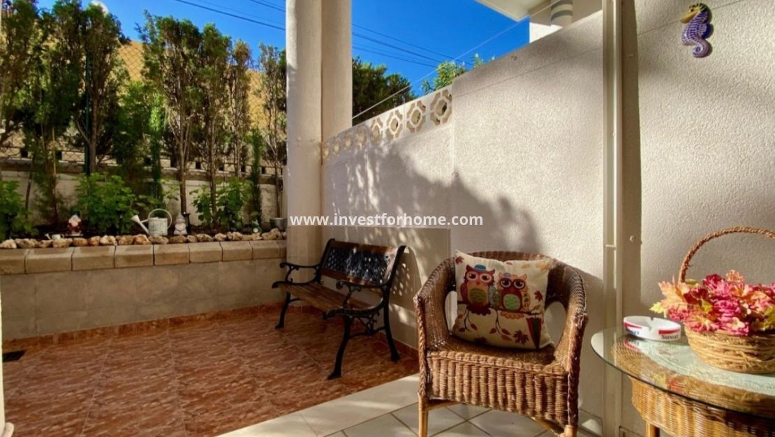 Sale - Apartment - Torrevieja - Torrelamata - La Mata