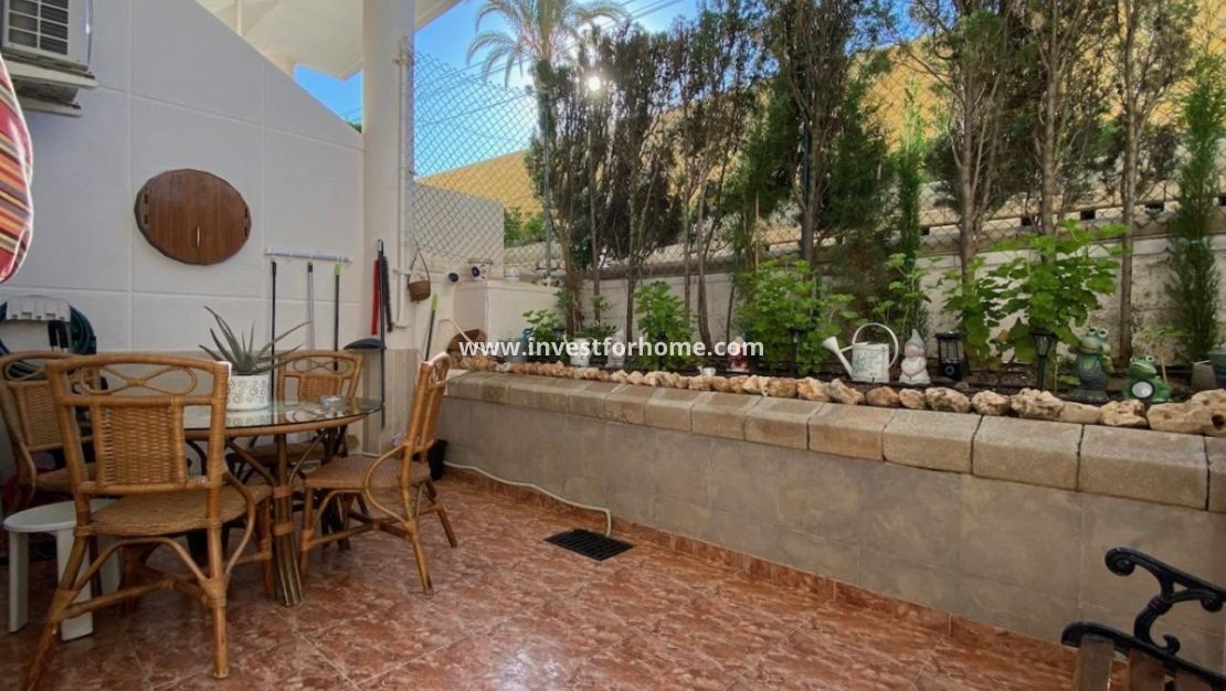 Sale - Apartment - Torrevieja - Torrelamata - La Mata