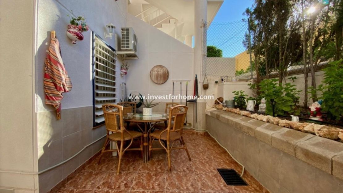 Sale - Apartment - Torrevieja - Torrelamata - La Mata