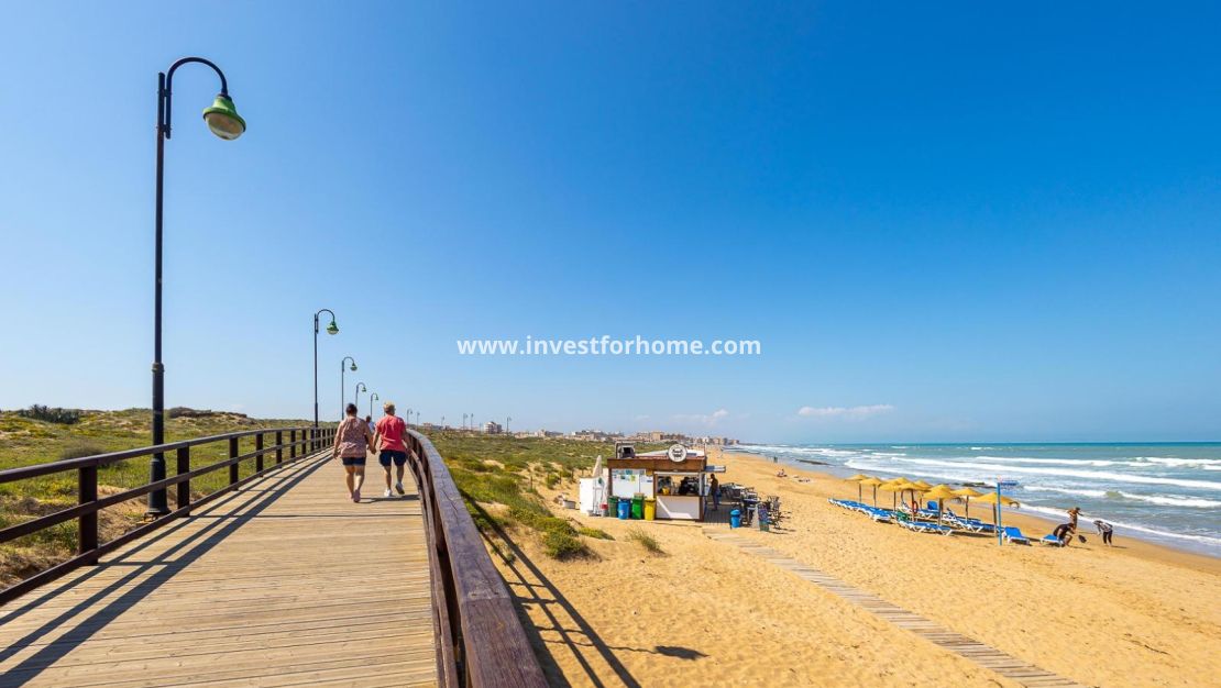 Sale - Apartment - Torrevieja - Torrelamata - La Mata