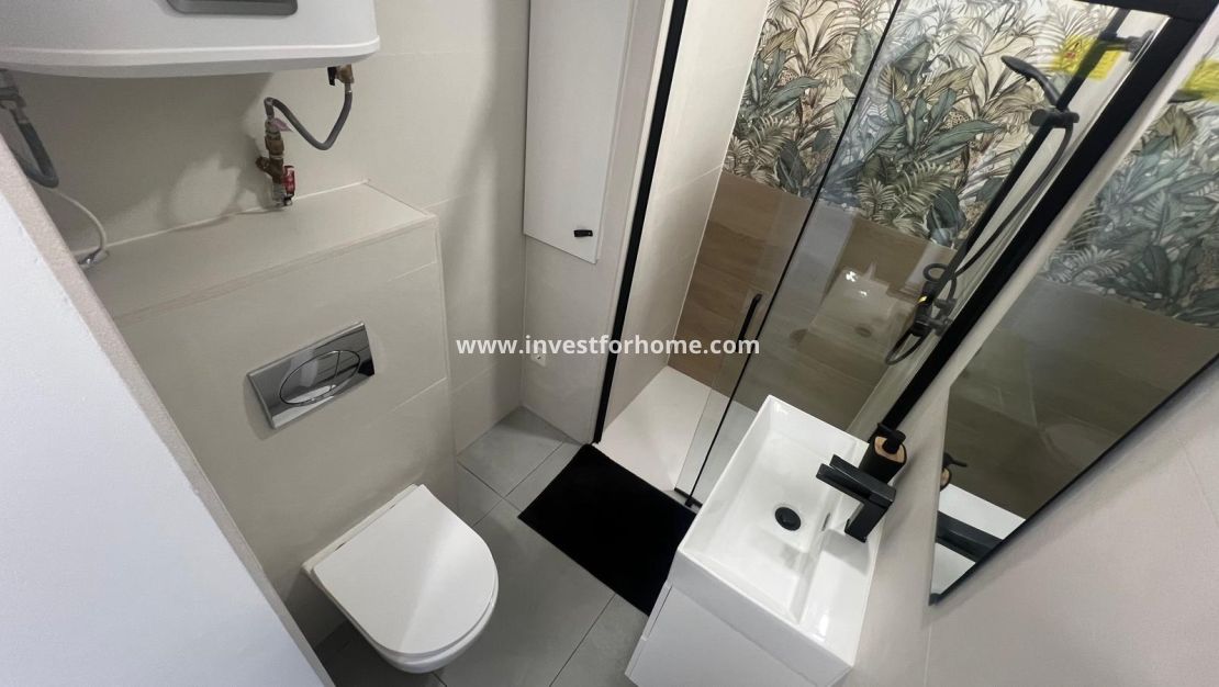 Sale - Apartment - Torrevieja - Zona Los Frutales