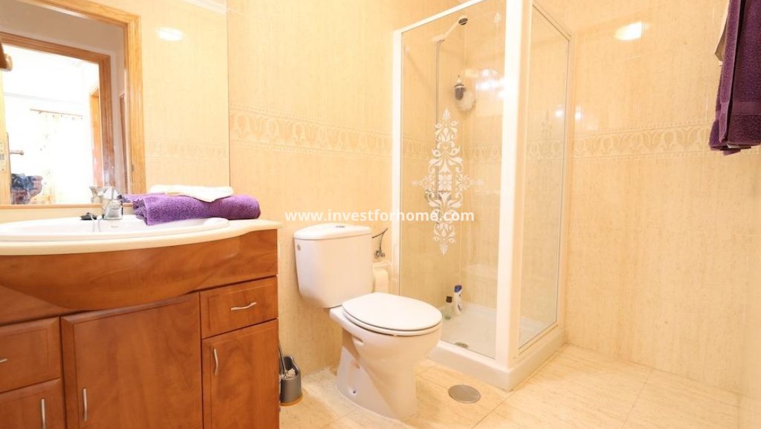 Sale - Bungalow - Orihuela Costa - Costa Blanca