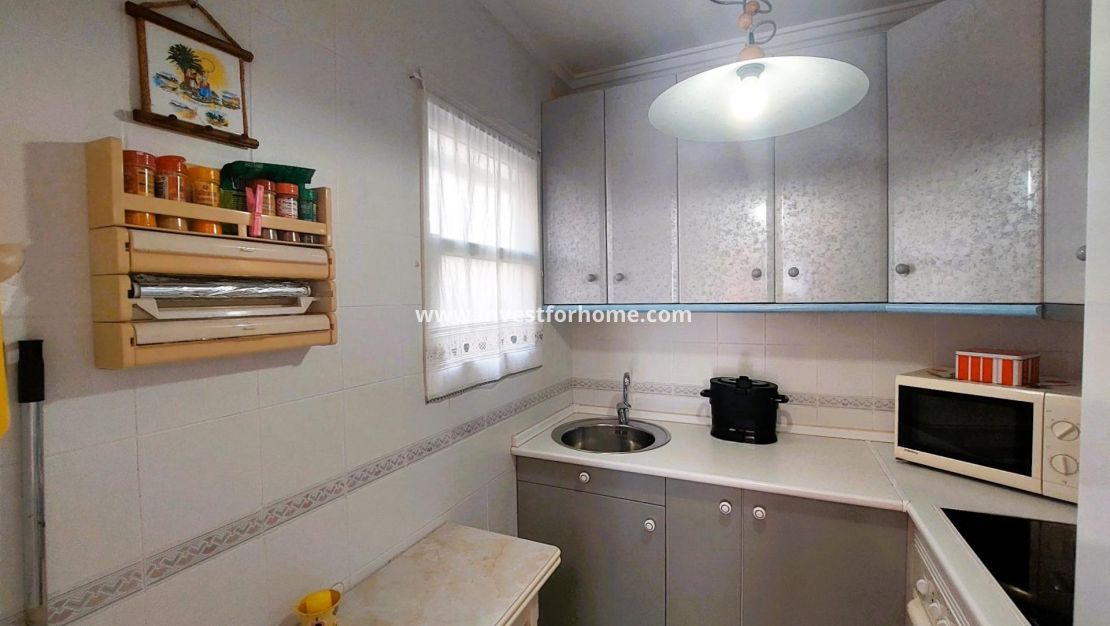 Sale - Bungalow - Orihuela Costa - Costa Blanca