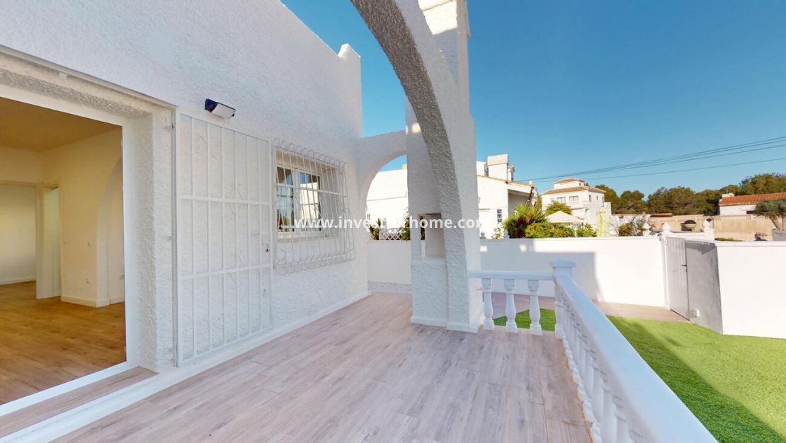 Sale - Bungalow - Orihuela Costa - Costa Blanca