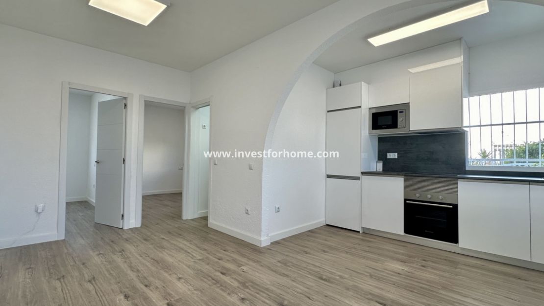 Sale - Bungalow - Orihuela Costa - Costa Blanca