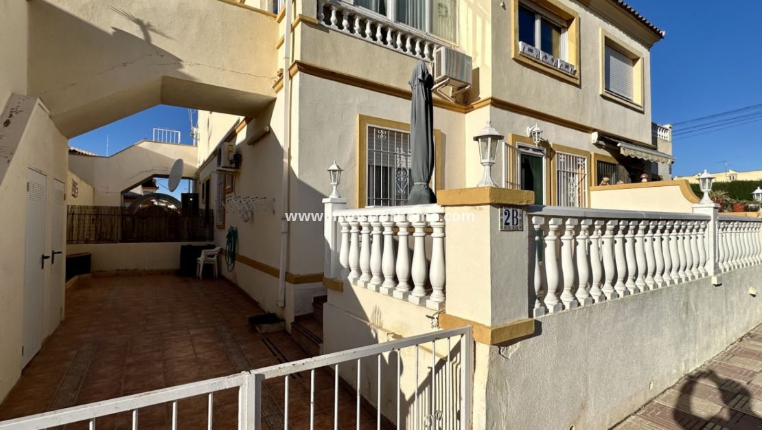 Sale - Bungalow - Orihuela Costa - Costa Blanca