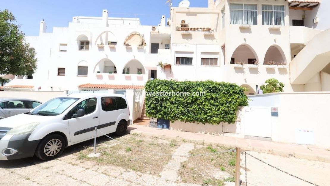 Sale - Bungalow - Orihuela Costa - Costa Blanca