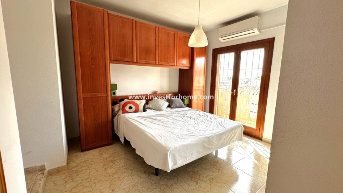 Sale - Bungalow - Orihuela Costa - Inland