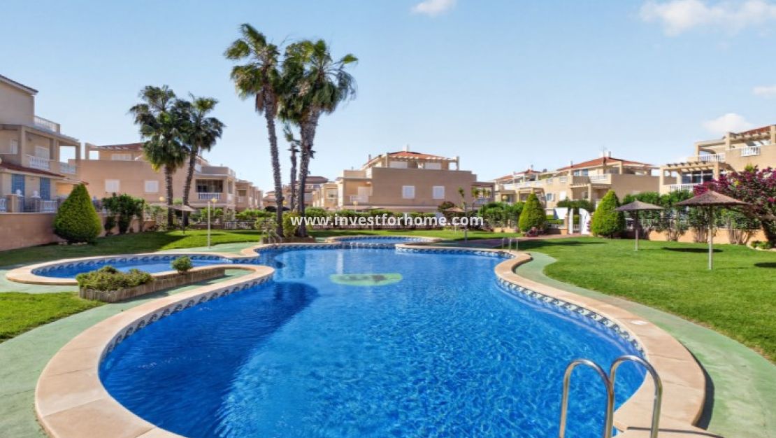 Sale - Bungalow - Orihuela Costa - Inland
