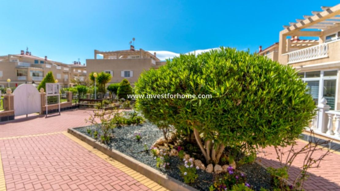 Sale - Bungalow - Orihuela Costa - Inland