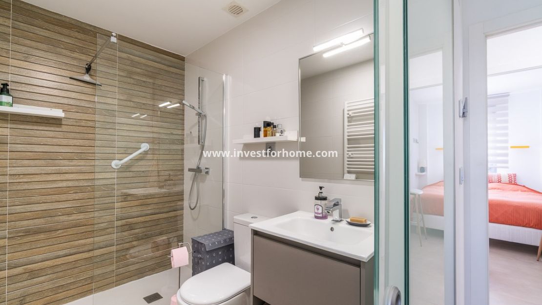Sale - Bungalow - Orihuela Costa - Inland