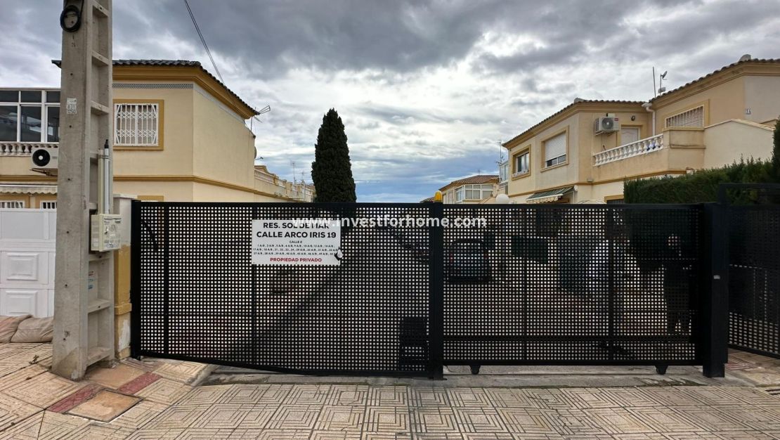 Sale - Bungalow - Orihuela Costa - Los Almendros-la Florida