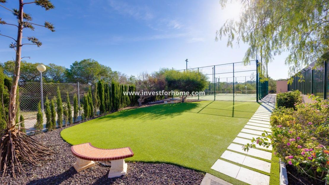 Sale - Bungalow - Orihuela Costa - Los Altos