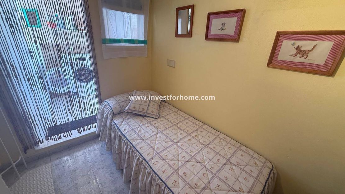 Sale - Bungalow - Orihuela Costa - Playa Flamenca