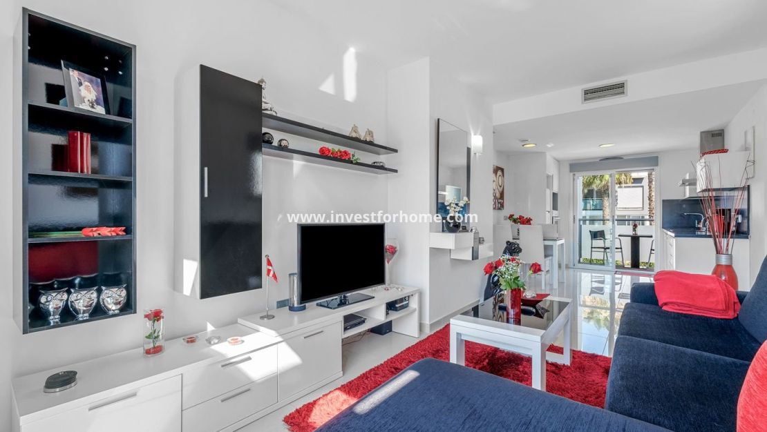 Sale - Bungalow - Orihuela Costa - Punta Prima