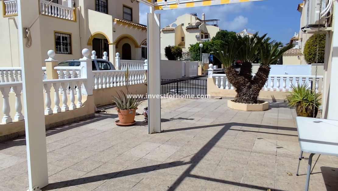 Sale - Bungalow - Orihuela Costa - Urbanización Perla Del Mar