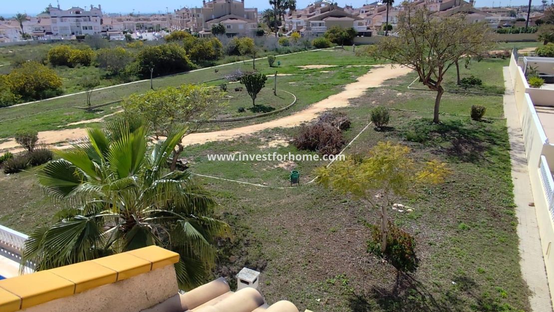 Sale - Bungalow - Orihuela Costa - Urbanización Perla Del Mar