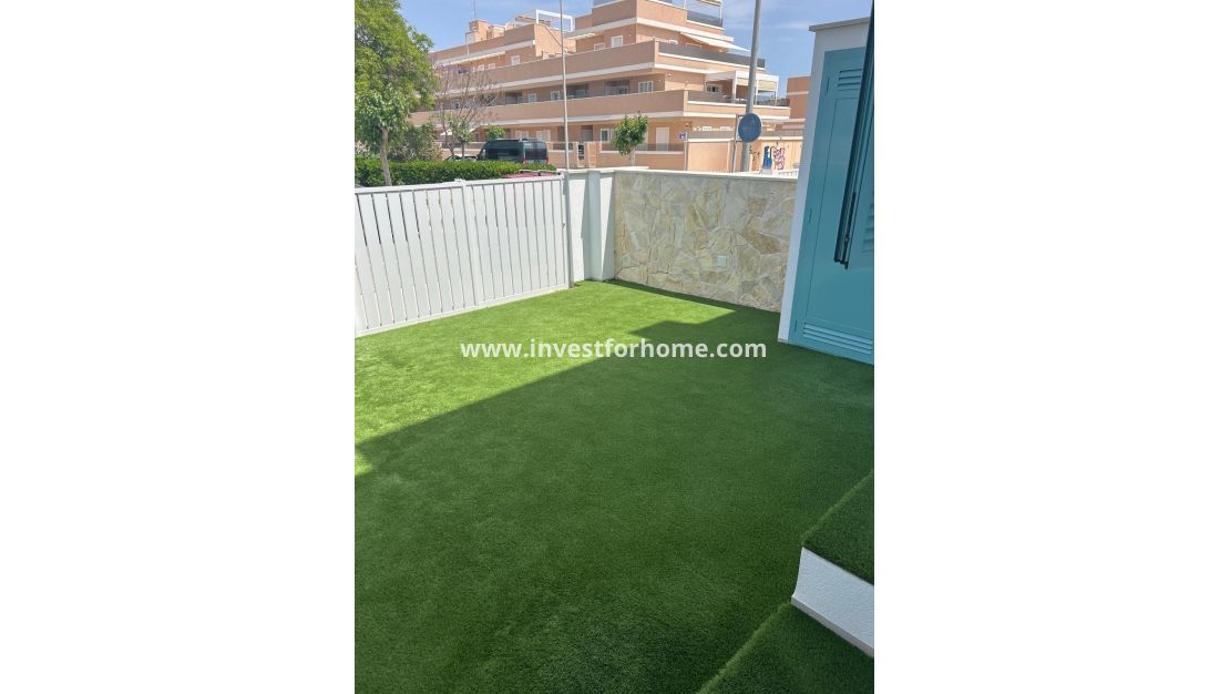 Sale - Bungalow - Pilar de la Horadada - El Mojón