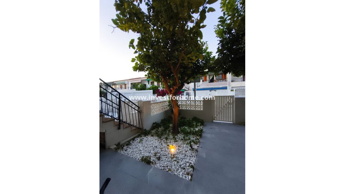 Sale - Bungalow - San Pedro del Pinatar - Lo Pagan