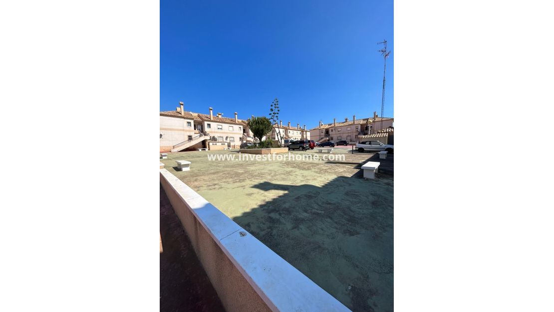 Sale - Bungalow - Torrevieja - aguas nuevas