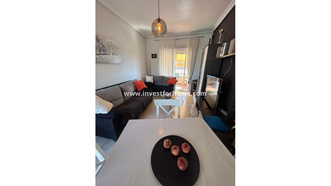 Sale - Bungalow - Torrevieja - aguas nuevas