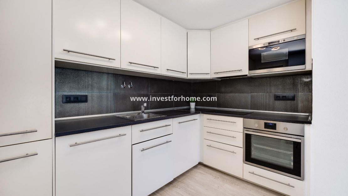 Sale - Bungalow - Torrevieja - aguas nuevas