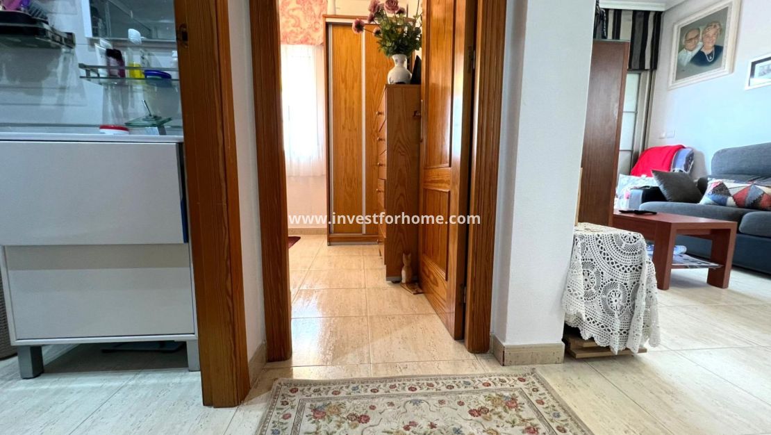 Sale - Bungalow - Torrevieja - aguas nuevas