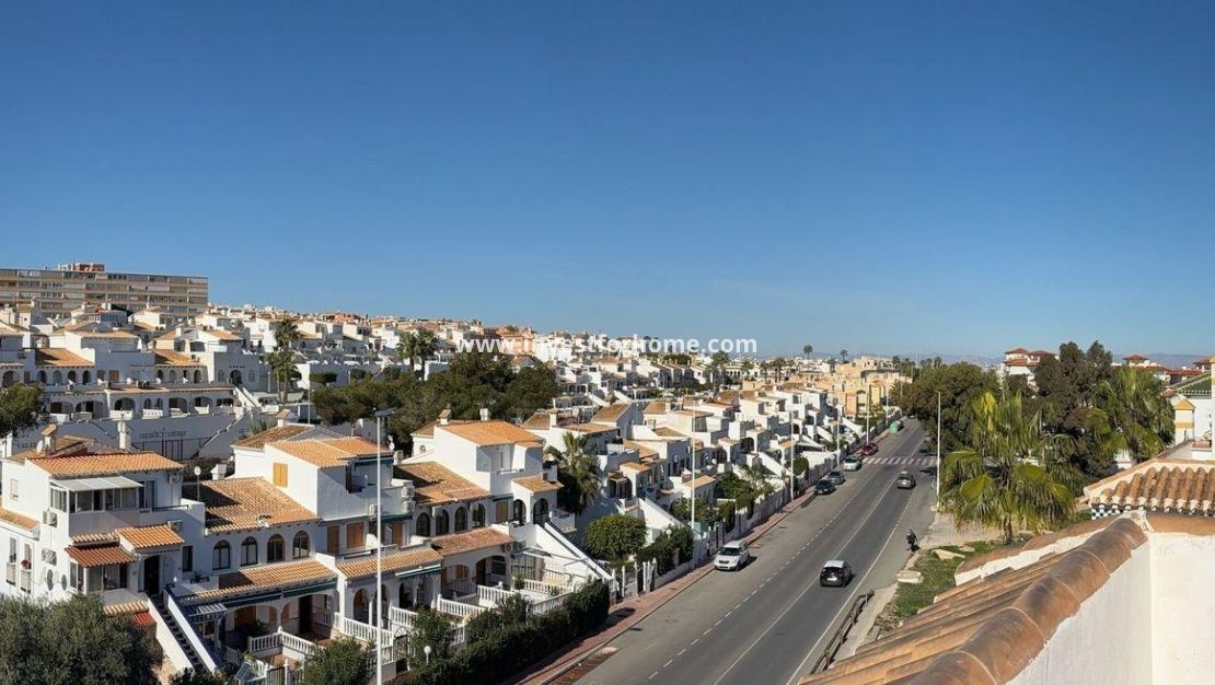 Sale - Bungalow - Torrevieja - Cañada Del Molino