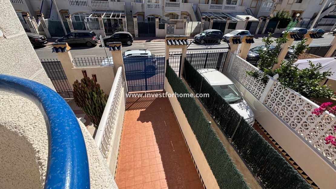 Sale - Bungalow - Torrevieja - Centro