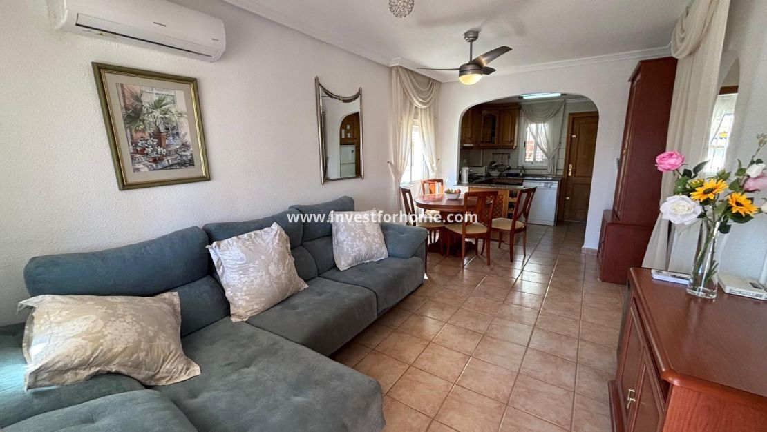 Sale - Bungalow - Torrevieja - Centro