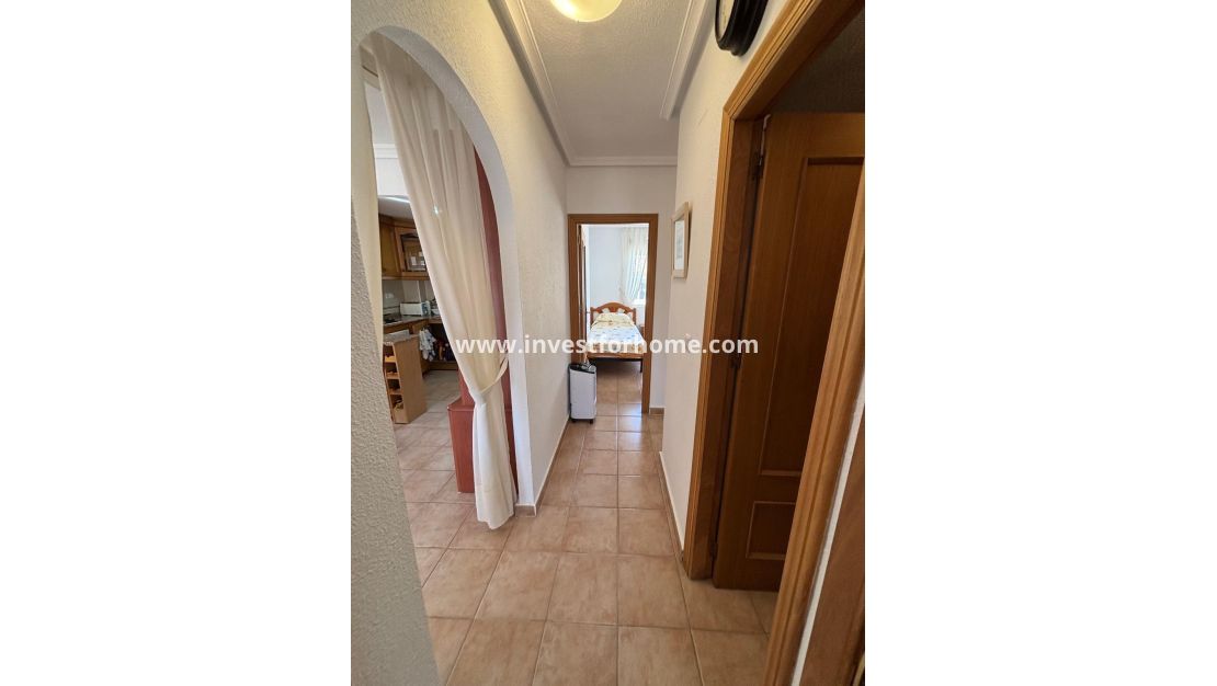 Sale - Bungalow - Torrevieja - Centro