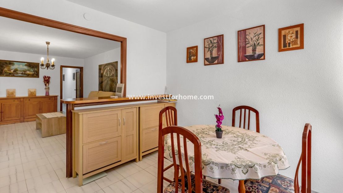 Sale - Bungalow - Torrevieja - Centro