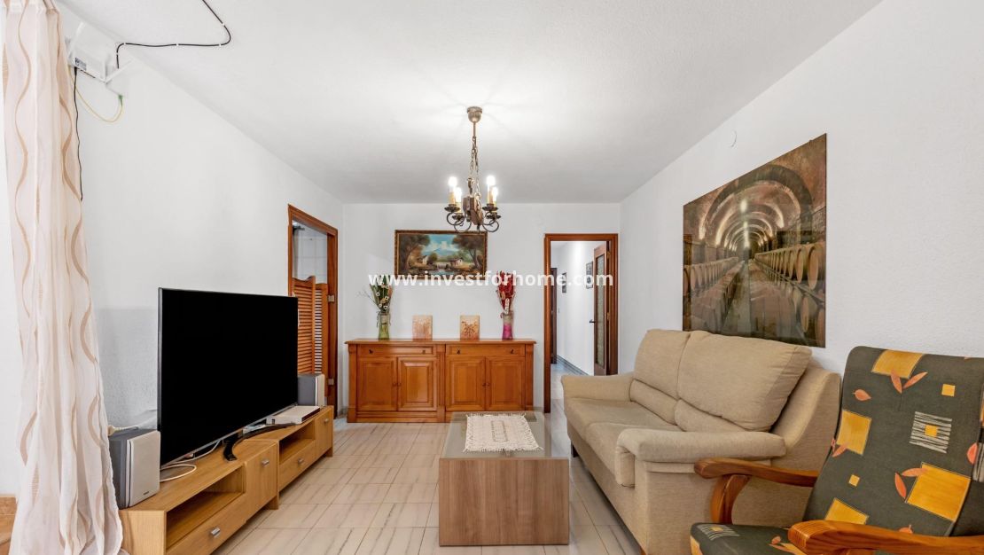 Sale - Bungalow - Torrevieja - Centro