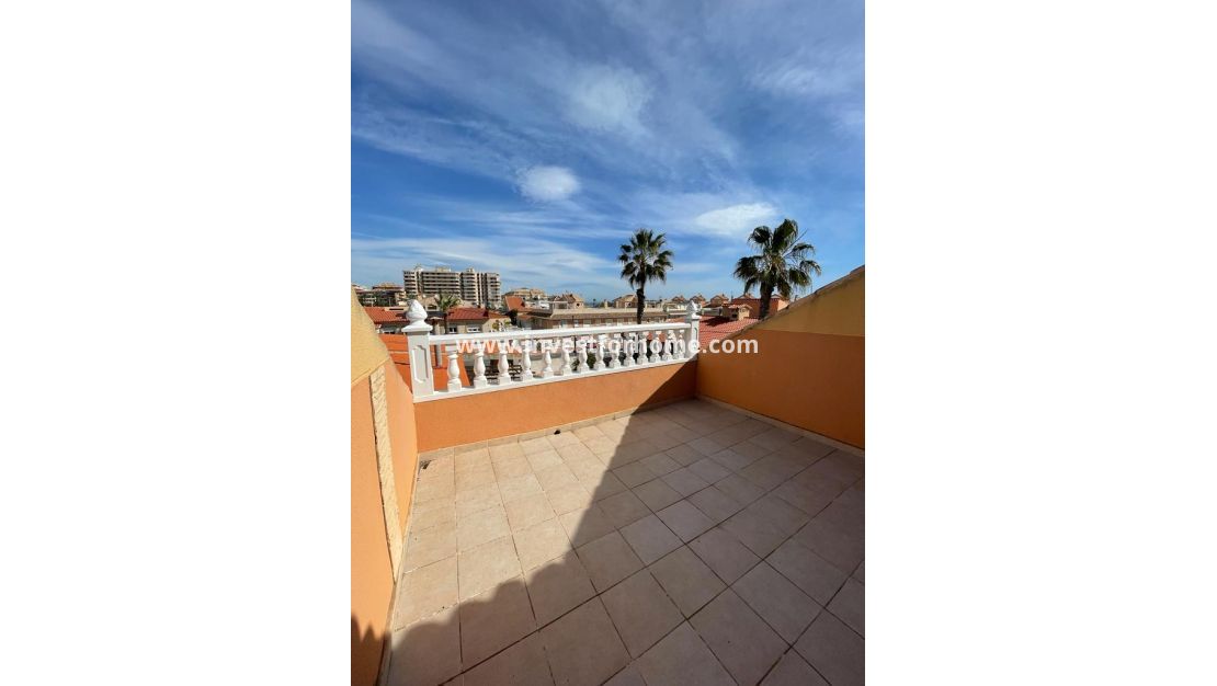 Sale - Bungalow - Torrevieja - Costa Blanca