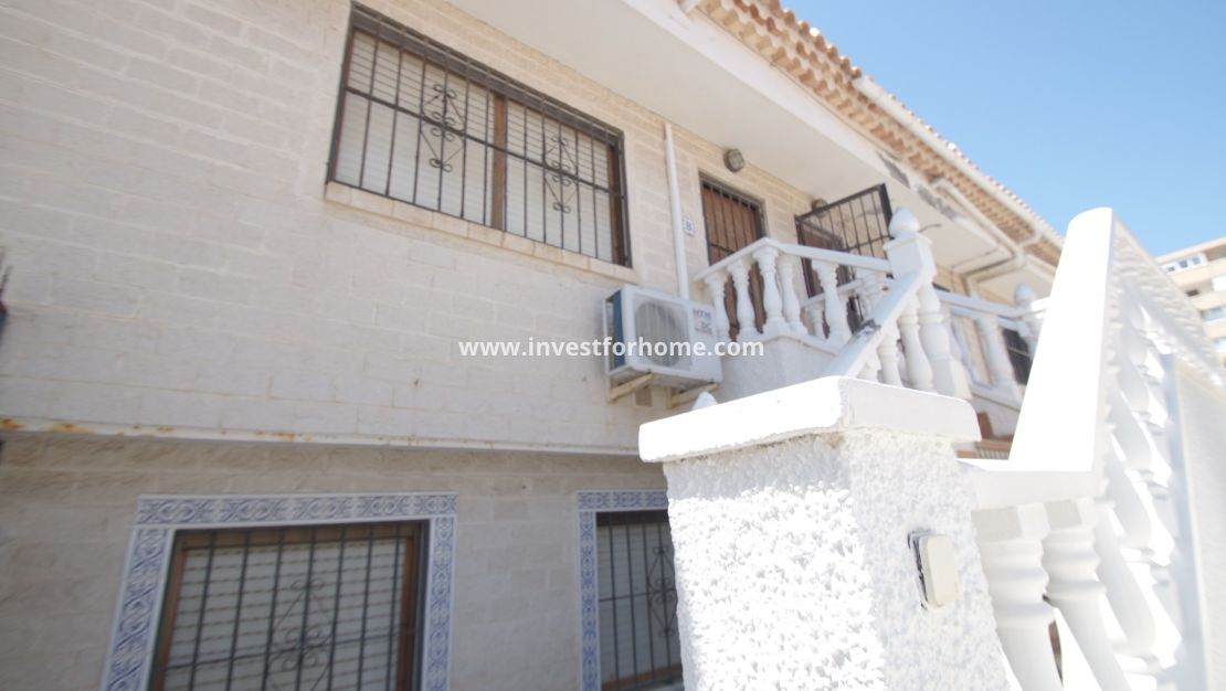 Sale - Bungalow - Torrevieja - Costa Blanca