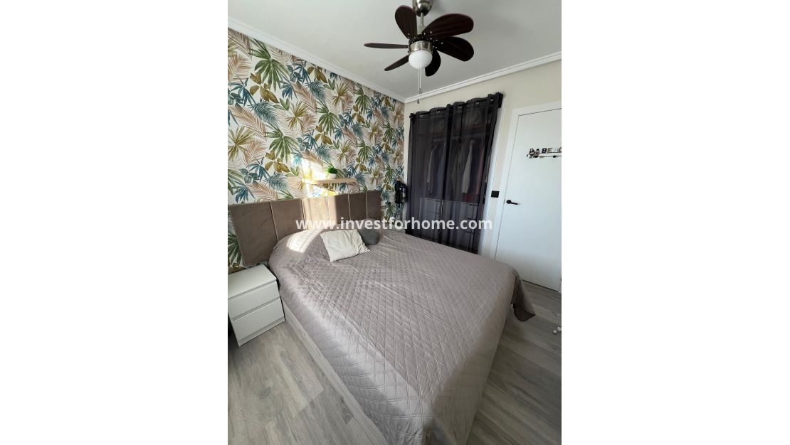 Sale - Bungalow - Torrevieja - Costa Blanca
