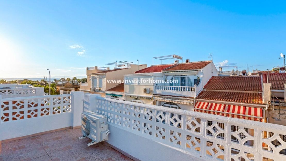 Sale - Bungalow - Torrevieja - Costa Blanca