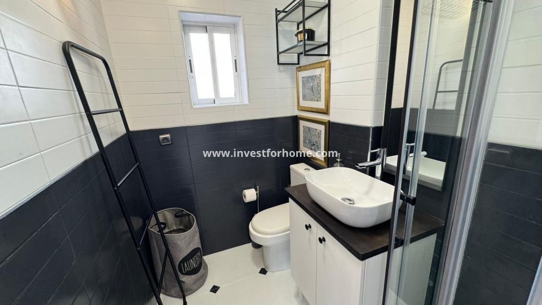 Sale - Bungalow - Torrevieja - Costa Blanca