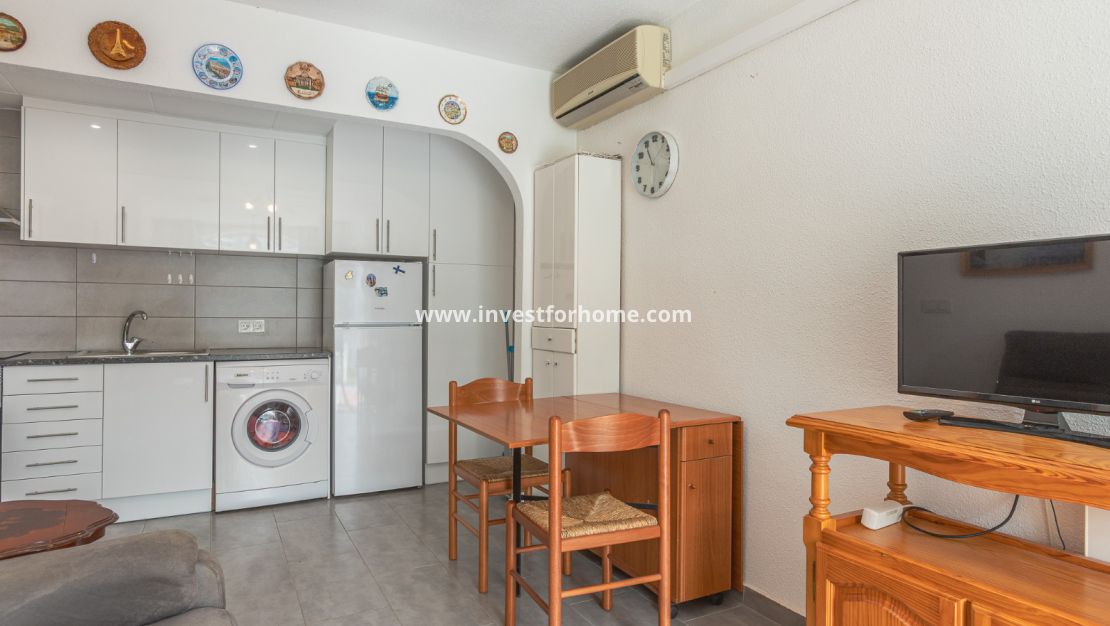 Sale - Bungalow - Torrevieja - Costa Blanca
