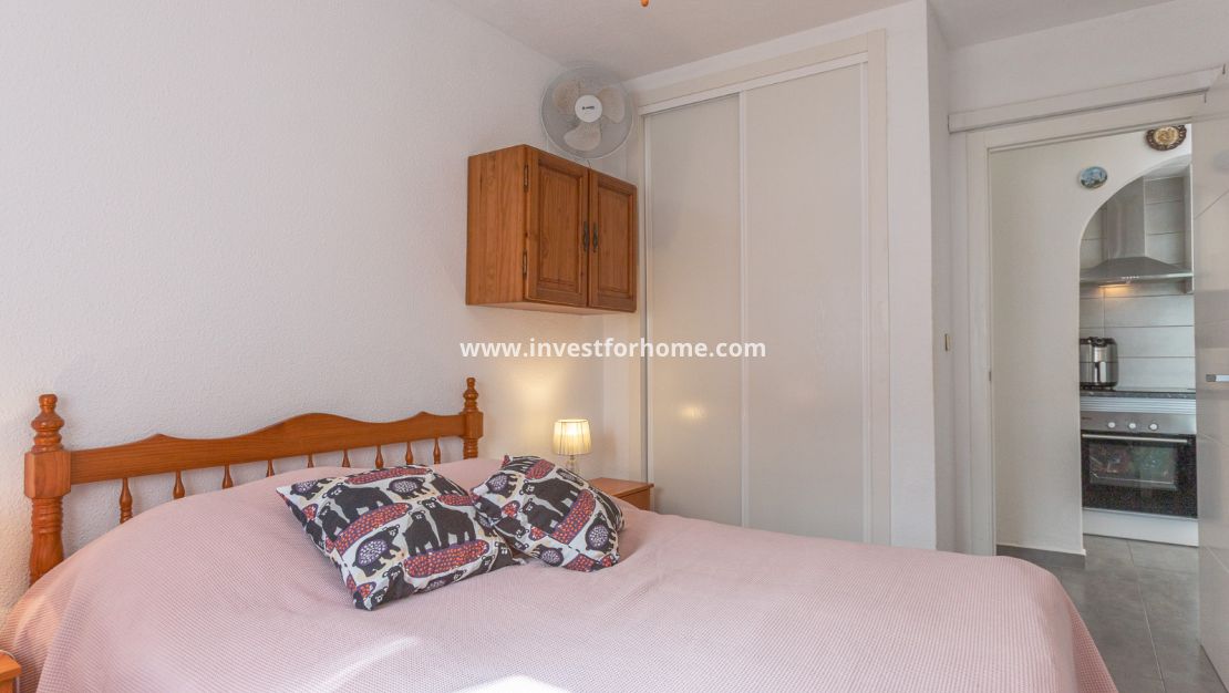 Sale - Bungalow - Torrevieja - Costa Blanca