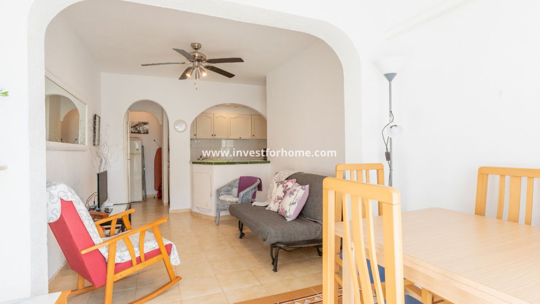 Sale - Bungalow - Torrevieja - Costa Blanca
