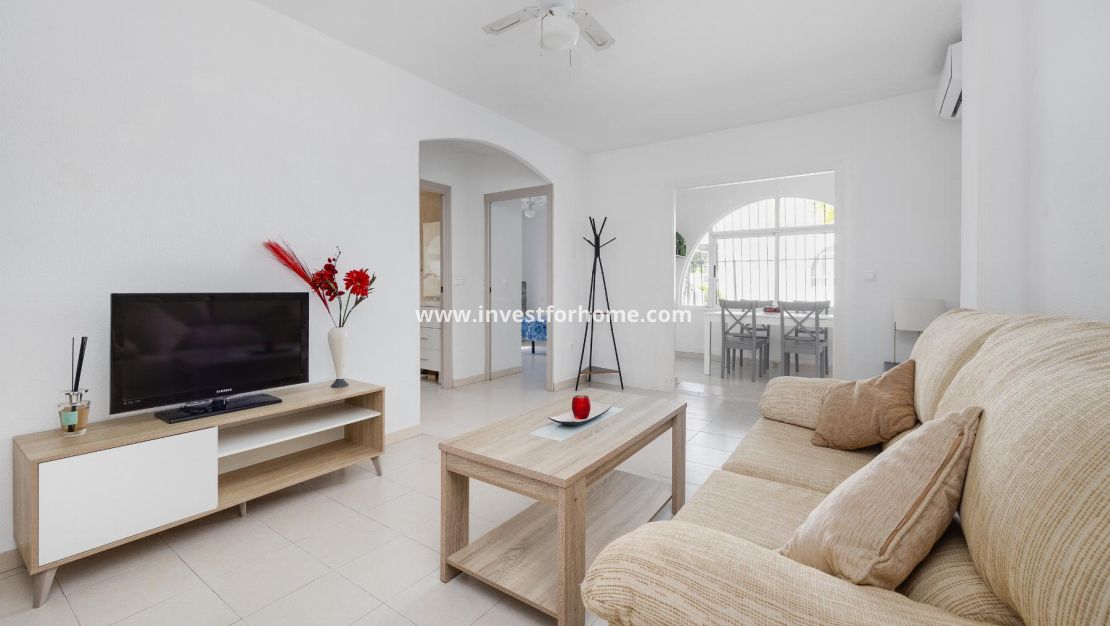 Sale - Bungalow - Torrevieja - Costa Blanca