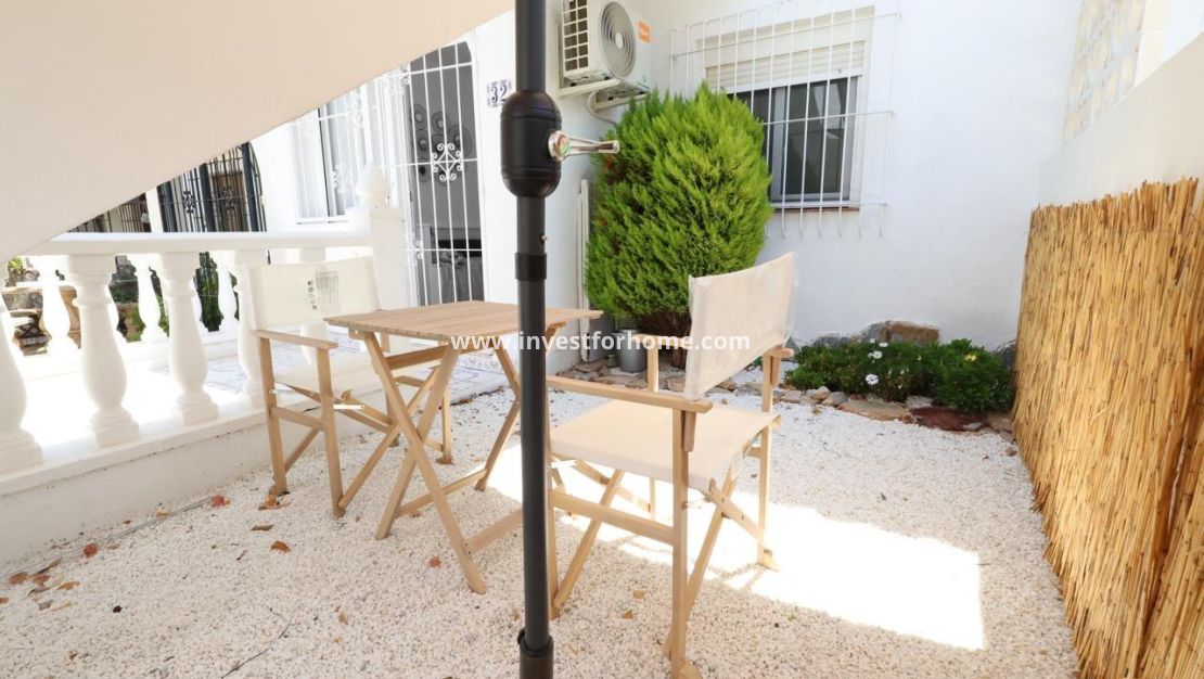 Sale - Bungalow - Torrevieja - Costa Blanca